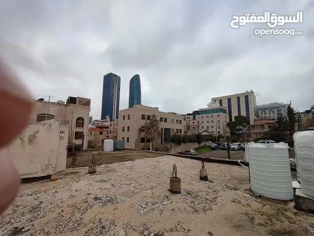 ارض وبيت مقابل البوليفارد مطلة ،ومنطقة ممتازة للاستثمار للبيع بسعررر ممتاز وبسعر الحرق