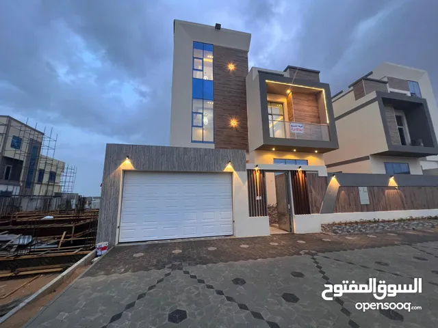 280m2 More than 6 bedrooms Villa for Sale in Ajman Other