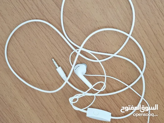 Headsets for Sale in Ajman