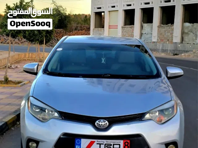 2015 تويوتا كورولا LE