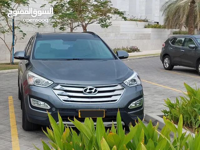 Hyundai Santa Fe 2015, Full option, 3.3Litre