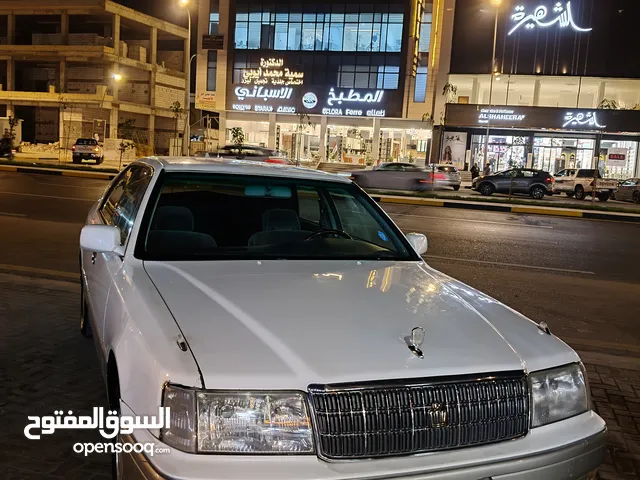 Used Toyota Crown in Basra