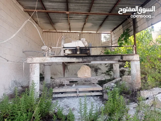 منشار حجر للبيع مع كامل العدة