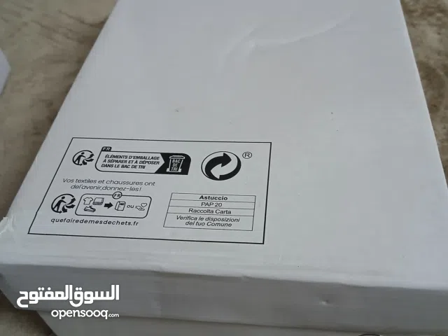 صندل بحالة الجديد