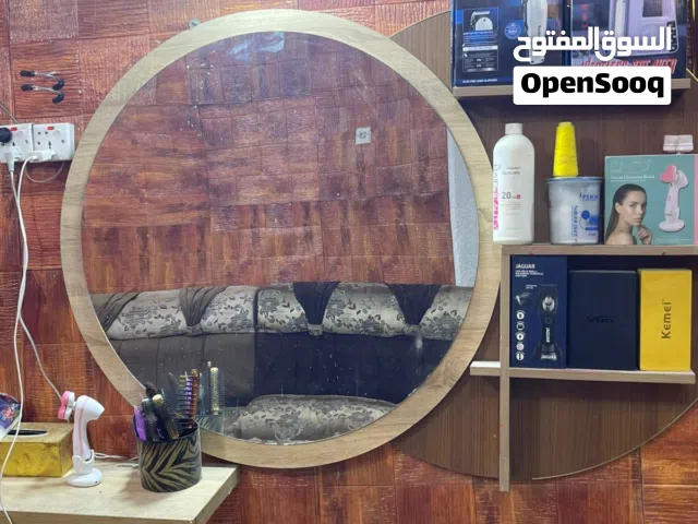 مرايه  وميز مال  محل حلاقه
