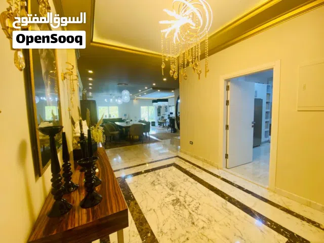 توين هاوس للبيع في مدينة الشيخ زايد داخل كمبوند حدائق الكونتيننتال،