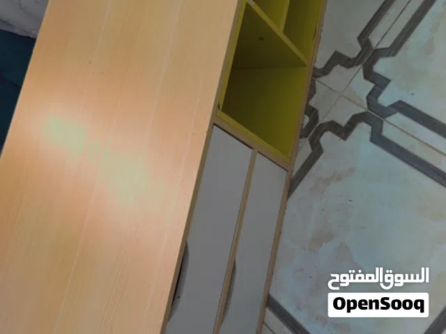 ميز تلفزيون