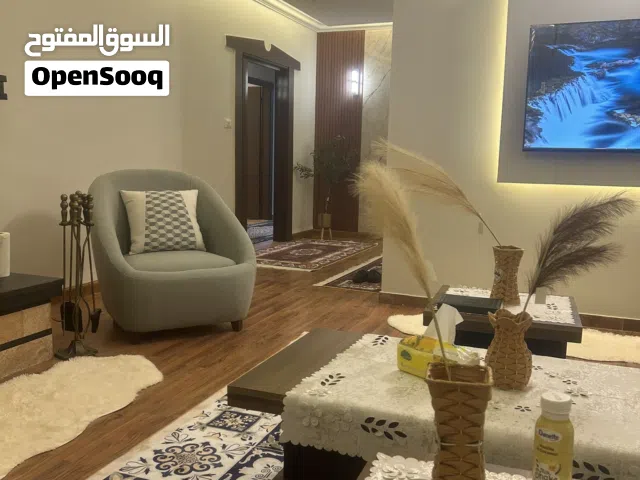شقه مفروشه للإيجار في السابع