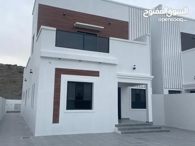 207m2 3 Bedrooms Villa for Sale in Muscat Amerat