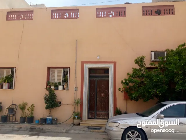 144 m2 5 Bedrooms Townhouse for Sale in Tripoli Al-Hadaba'tool Rd