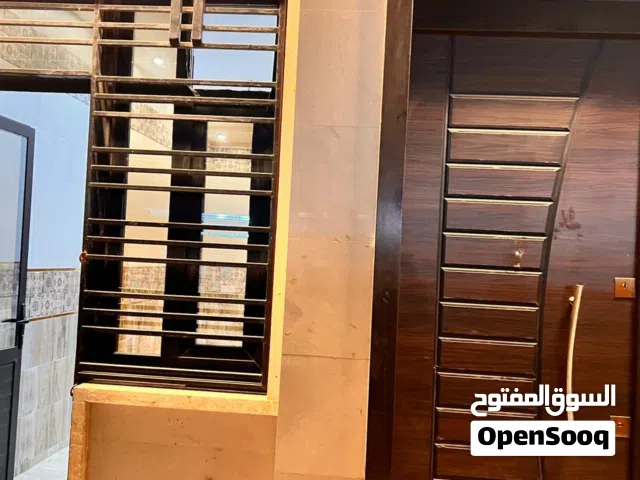 52 m2 3 Bedrooms Townhouse for Sale in Baghdad Saidiya