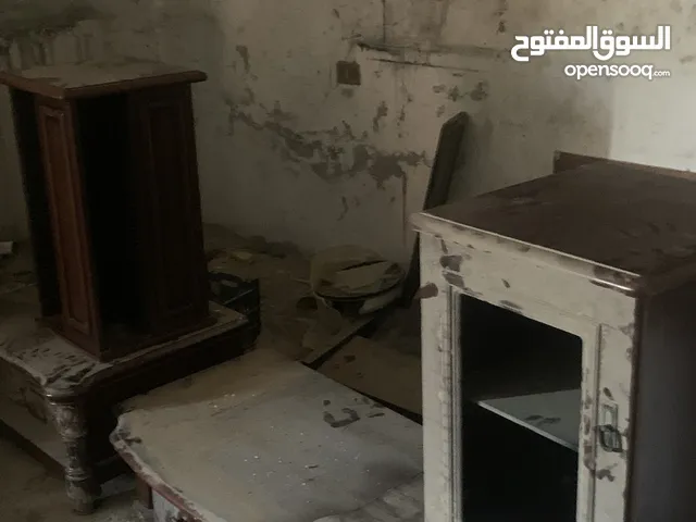 طاولة شاشة للبيع