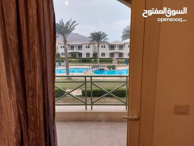 *توين هاوس ببرايفت جاردن ( للبيع ) في قلب العين السخنة ـ لافيستا 6 Twin house in private garden (fo