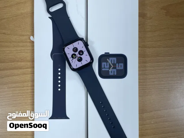 للبيع ساعة أبل SE حجم 44 ml غير مستخدمة بتاتا
