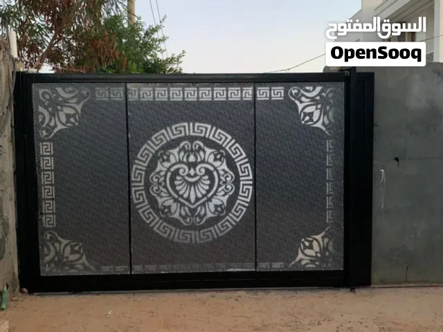 فيلا دورين للبيع في عين زارة النصب التذكاري