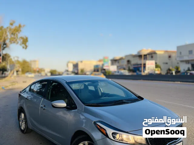 كيا فورتي 2017 محرك العادي