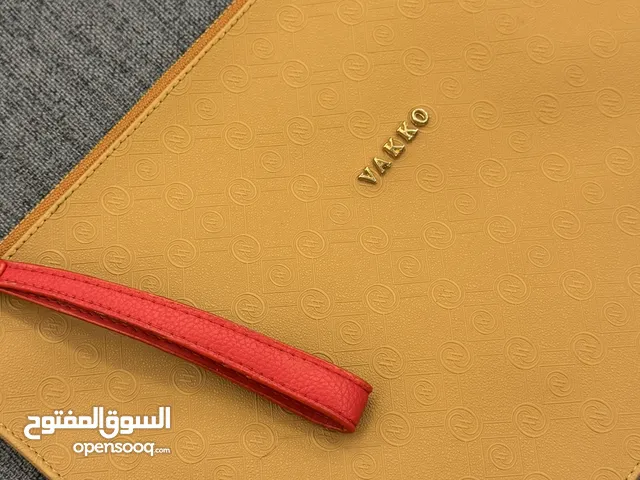 حقيبه جديده وماركه الهبه