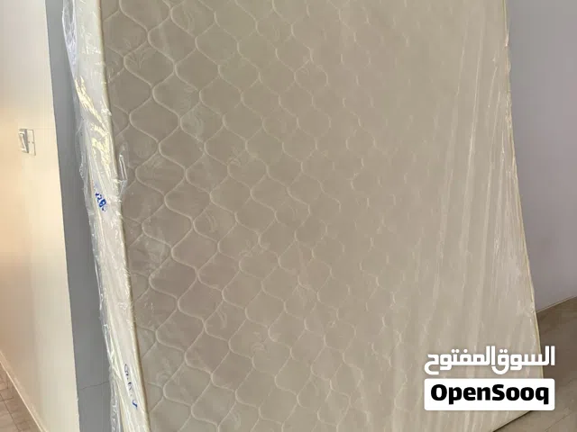 فراش سرير جديد
