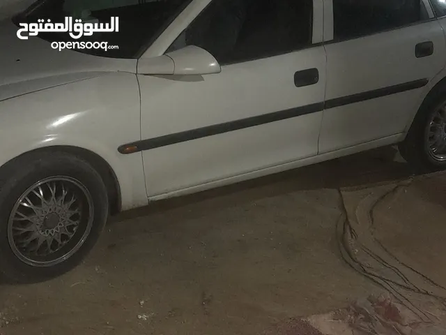 Used Opel Vectra in Zarqa