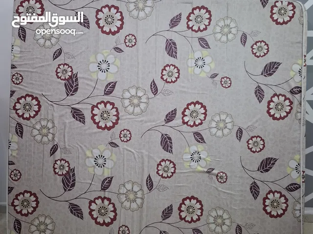 فرشه تخت مجوز مستعمل استعمال خفيف