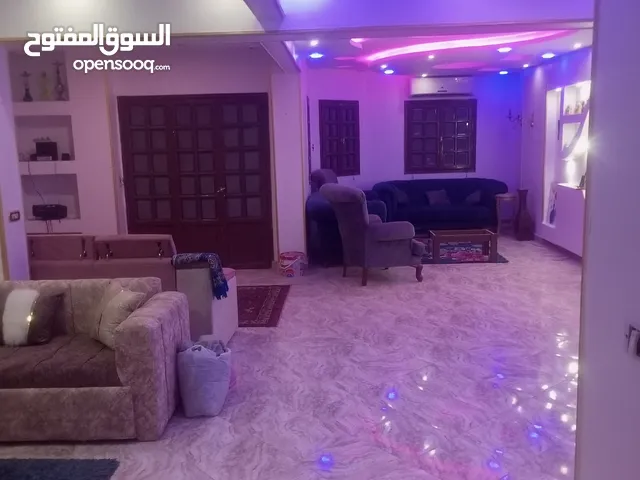 220 m2 3 Bedrooms Apartments for Sale in Giza Haram