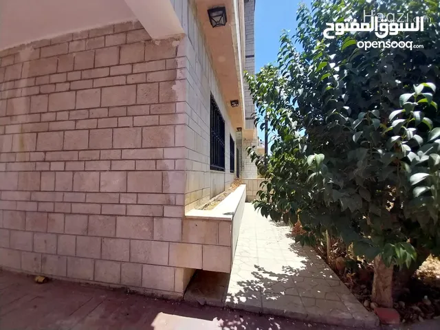 فيلا للايجار في ام اذينة  ( Property 33438 ) سنوي فقط