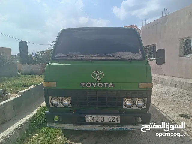 Used Toyota Dyna in Jerash