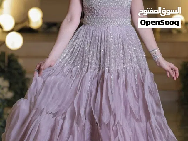 فستان سهرة فخم جدا