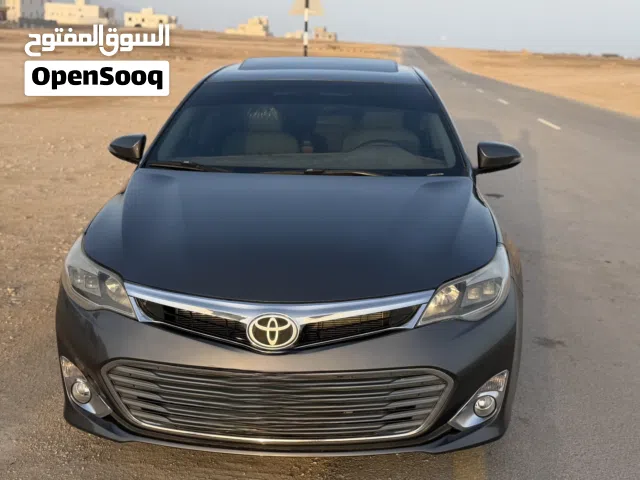 2014 تويوتا افالون XLE