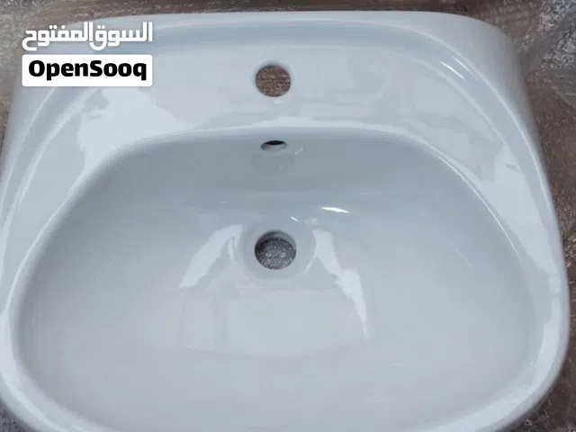 مغسلة و مرحاض و تواليت شرقي