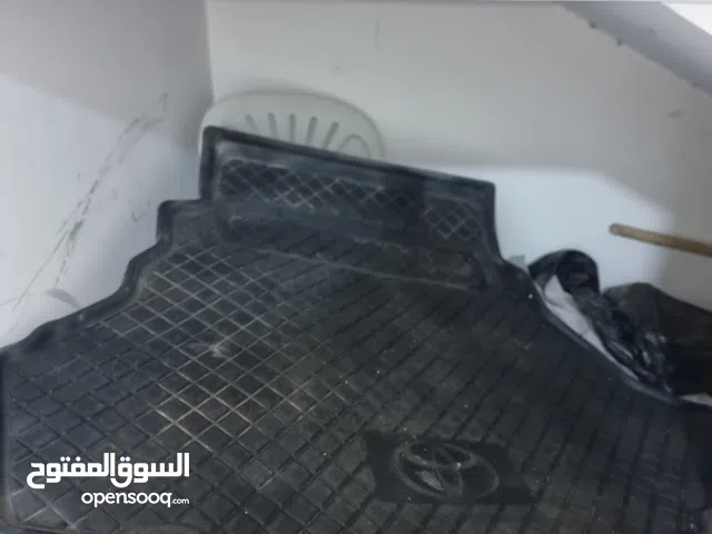 ربل صندوق سيارة كامري