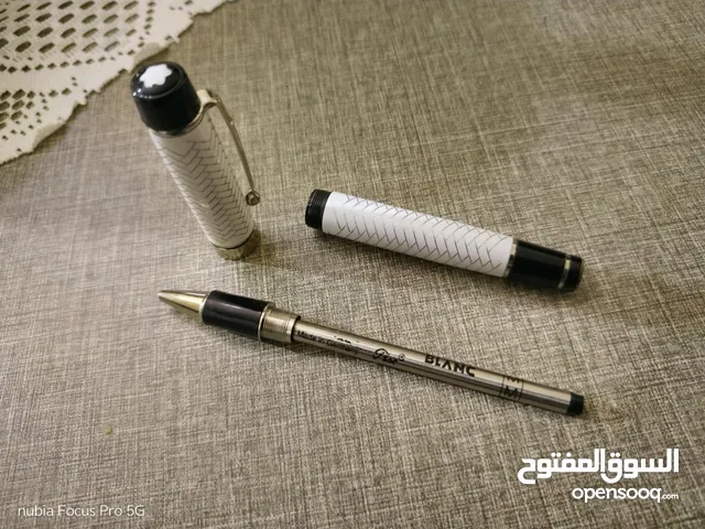  Pens for sale in Amman
