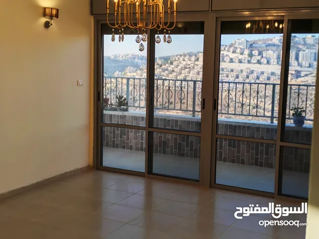 185 m2 3 Bedrooms Apartments for Rent in Ramallah and Al-Bireh Al Tira