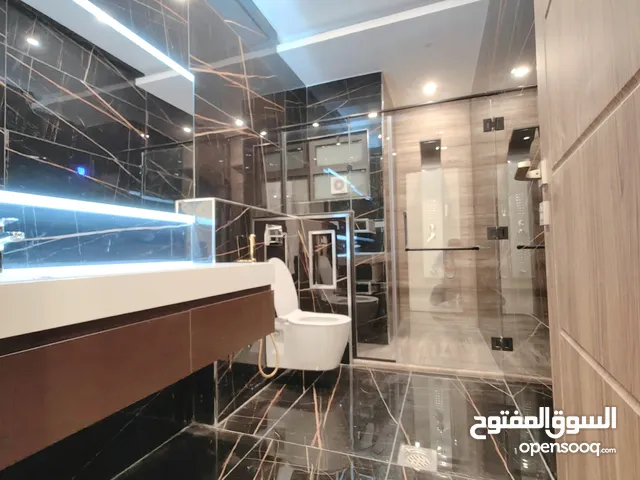 215m2 4 Bedrooms Apartments for Sale in Amman Medina Street