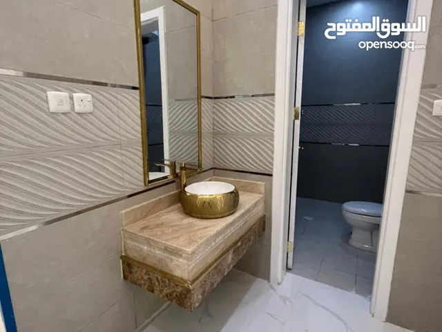 255 m2 4 Bedrooms Apartments for Rent in Tabuk Al Masif
