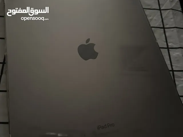 Ipad pro 12.9 inch 6th generation 256 Wi-Fi + Cellular