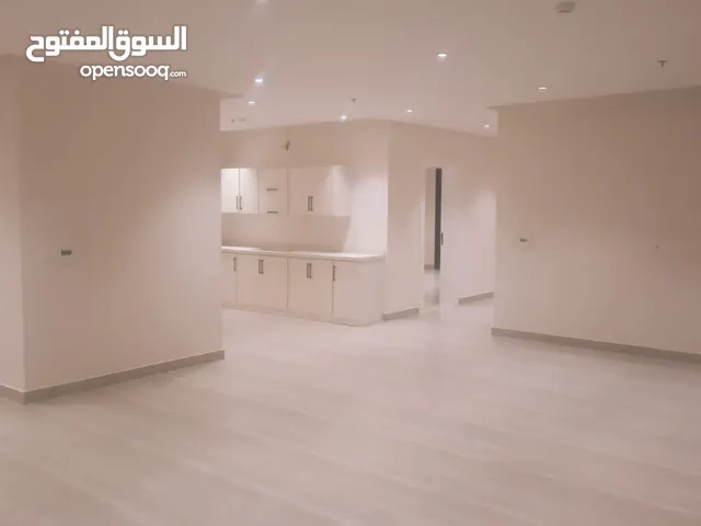 255 m2 5 Bedrooms Apartments for Rent in Al Madinah Alaaziziyah