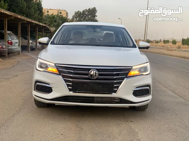 MG 5 وارد الكويت للبيع لم تستخدم / جديده / اعلي فئة