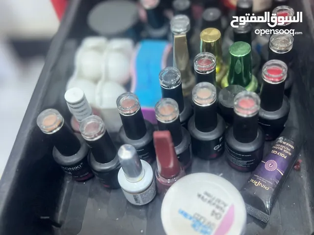 قسم اكرلك متكامل ميز وأجهز ومواد