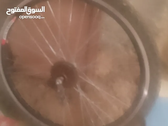 عجل امامي كامل وعجل خلفي كامل مع فرد و جنزير بدلات و جحشه مستعمل استعمال اسبوع