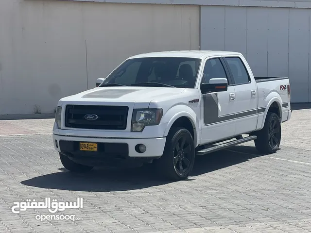 Ford F-150 2013 in Al Dakhiliya