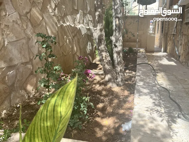 95 m2 4 Bedrooms Apartments for Sale in Zarqa Al Zarqa Al Jadeedeh