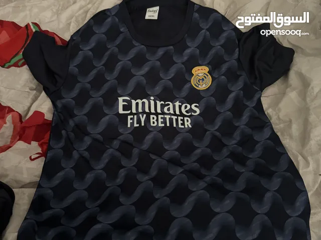 Real madrid jersey with shorts