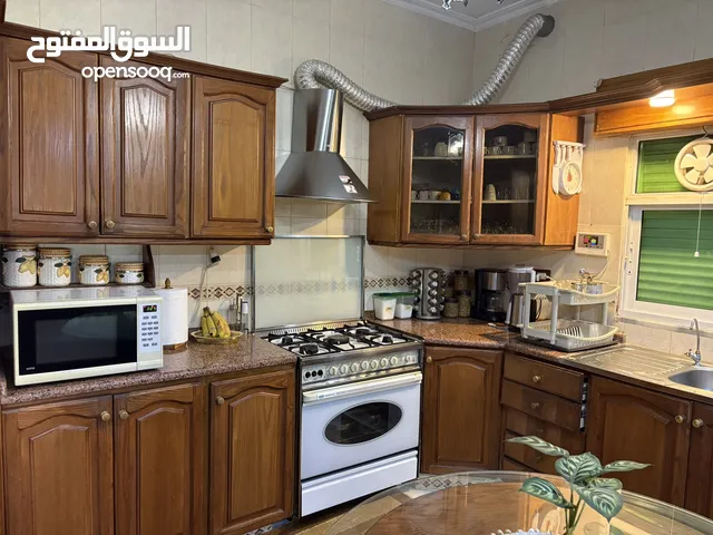 مطبخ خشب مميز