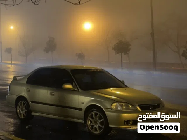 2000 هوندا سيفيك Standard