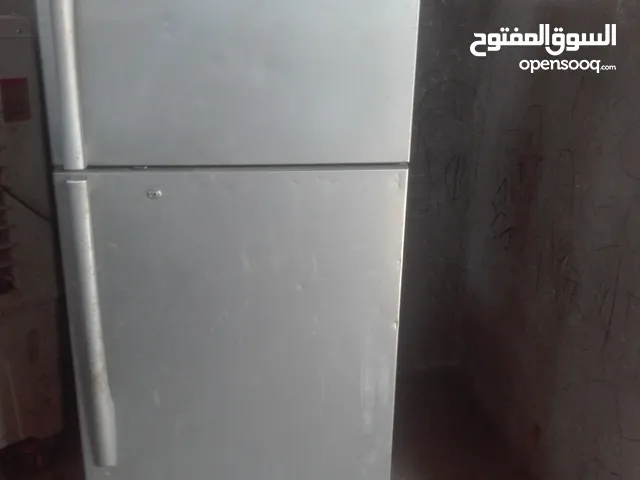 ثلاجه LG لون سلفر