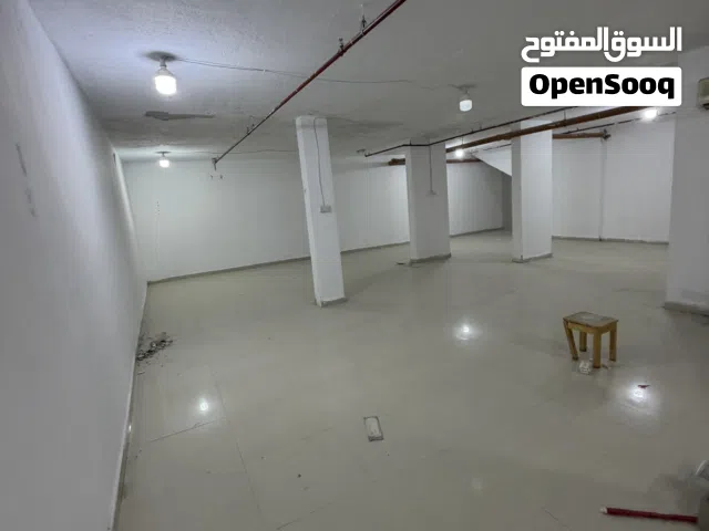 للايجار مخزن نزلة درج