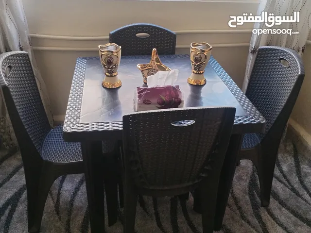منوع أثاث بلاستك وشاشه 43بوصه وتخت بيبي ومنشر غسيل طربيزات كراسي منفرده