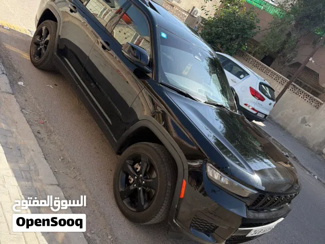 2023 جيب جراند شيروكى Limited