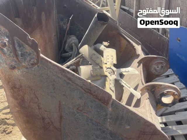 للبيع جاك همر وباكيت حفارة